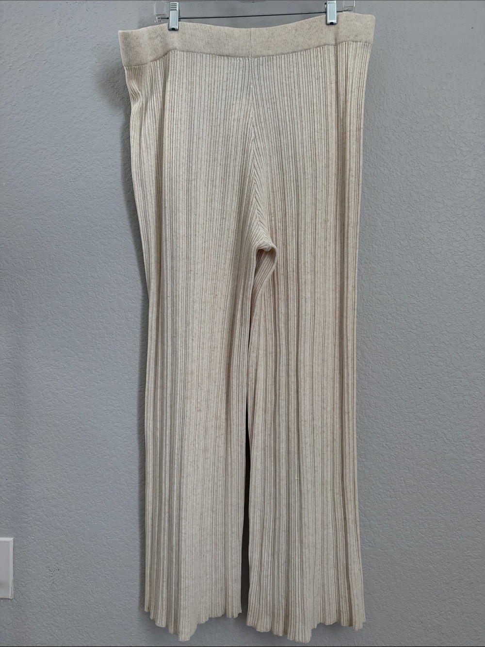 SOON MATERNITY | Linen Knit Beige Pants - Picture 8 of 10